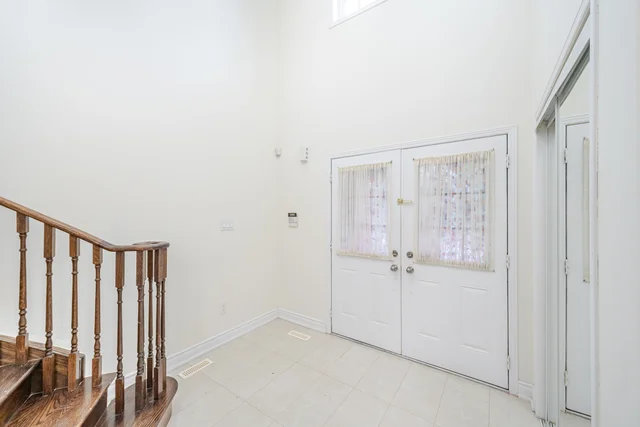 3938 Burdette Terrace, Mississauga - photo 5