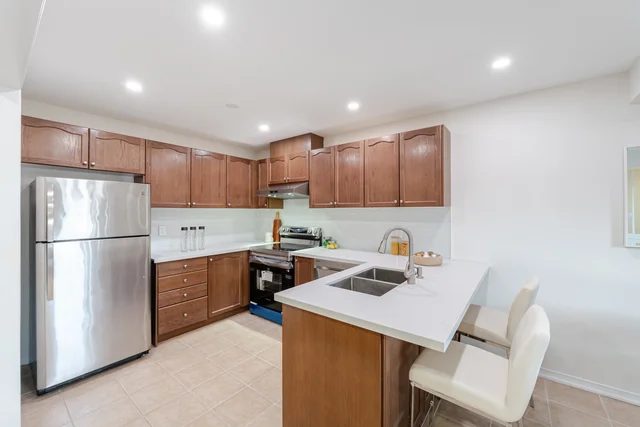 3938 Burdette Terrace, Mississauga - photo 15