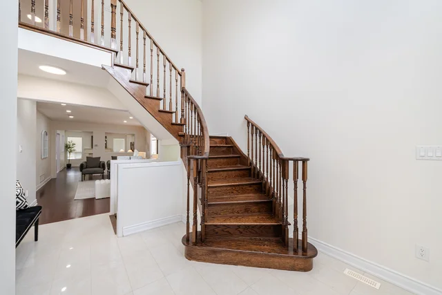 3938 Burdette Terrace, Mississauga - photo 24