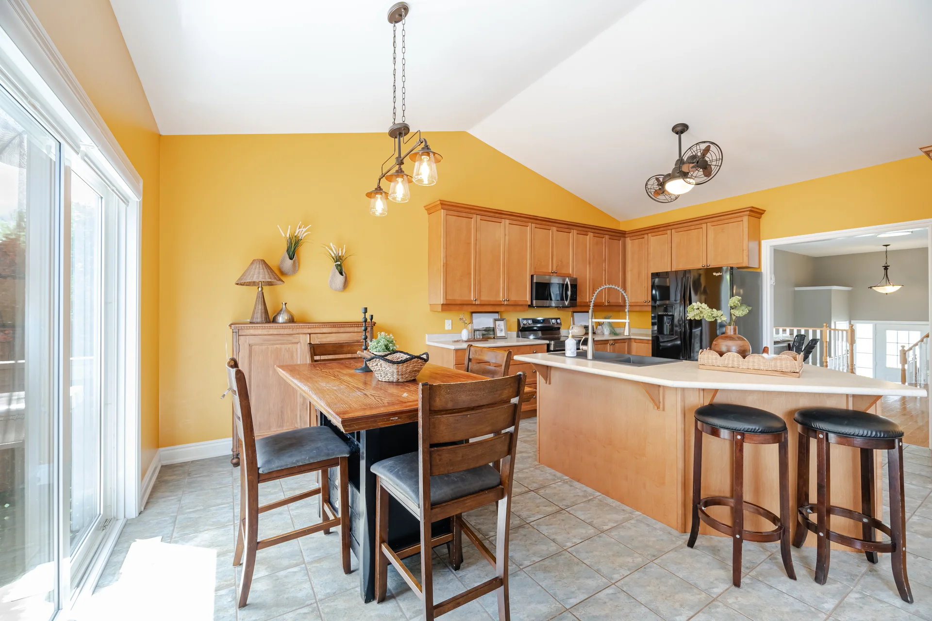 39 Aylesworth Avenue, Courtice - photo 16