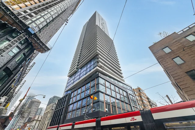 #3505-89 Church Street, Toronto - photo 1