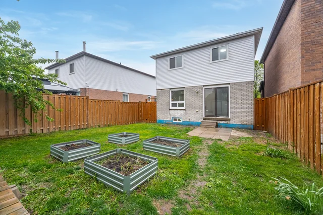 3 Chalmers Crescent, Ajax - photo 53