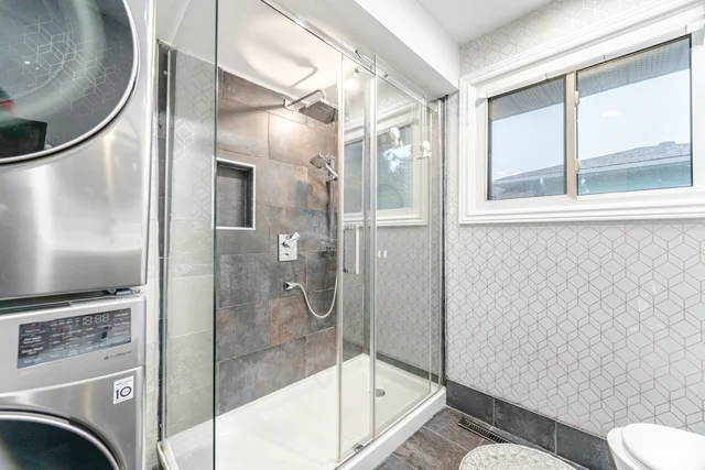 297 Mohawk Road West, Hamilton - photo 31