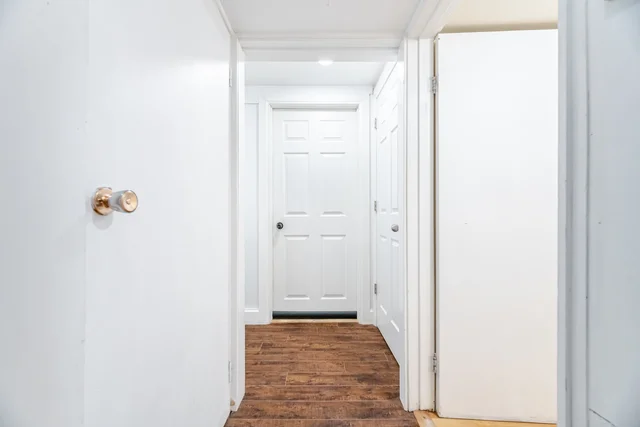 297 Mohawk Road West, Hamilton - photo 38