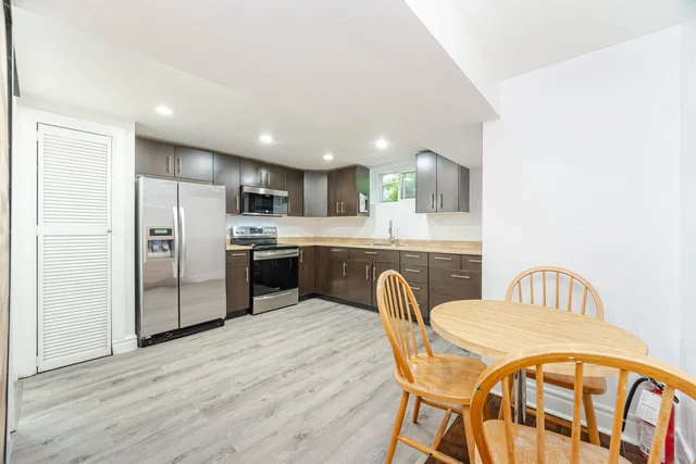 297 Mohawk Road West, Hamilton - photo 40