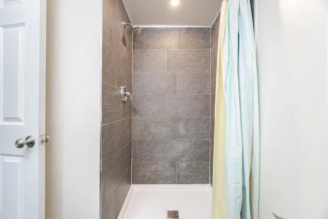 297 Mohawk Road West, Hamilton - photo 48