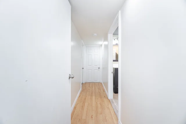 297 Mohawk Road West, Hamilton - photo 49