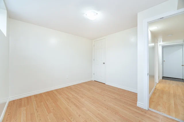 297 Mohawk Road West, Hamilton - photo 51