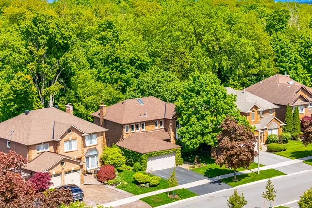 70 Kenpark Avenue, Brampton - photo 2