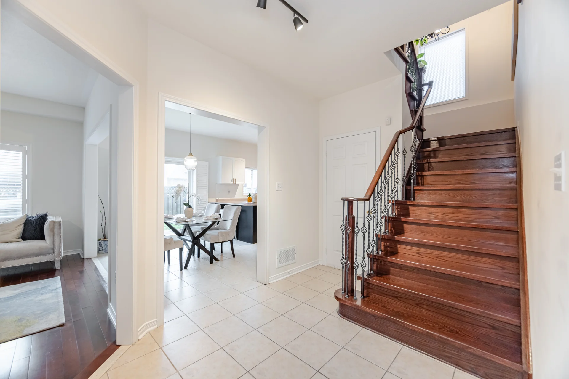 77 Milkweed Crescent, Brampton - photo 35