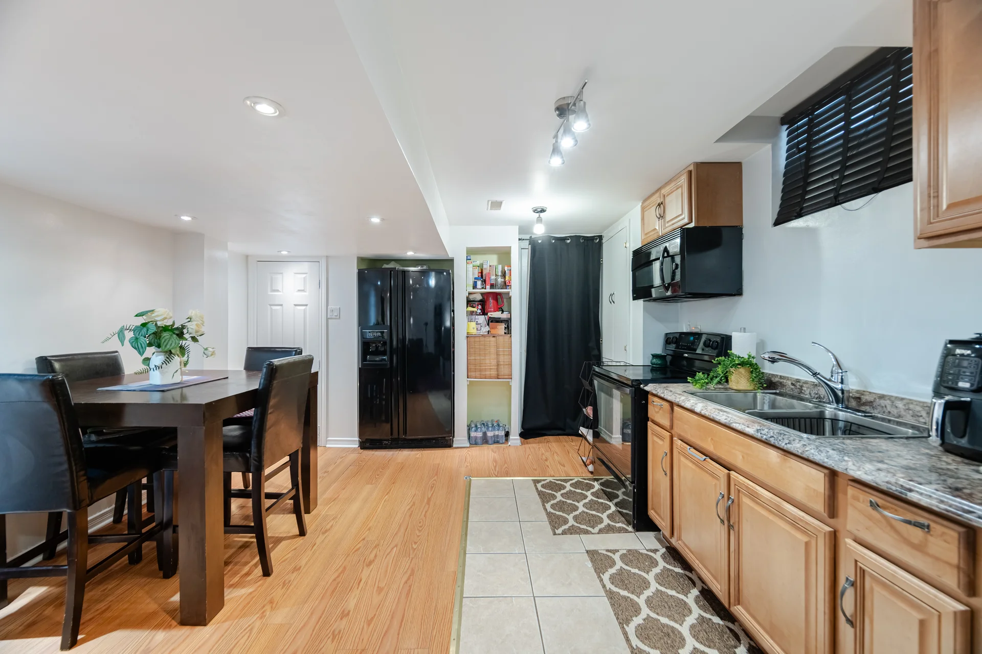77 Milkweed Crescent, Brampton - photo 62