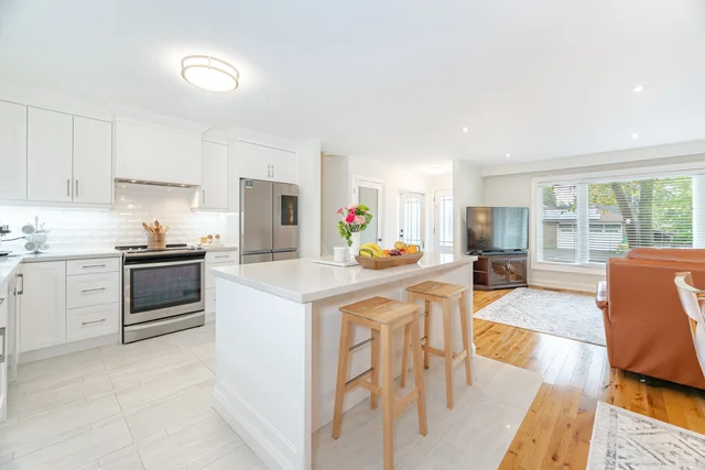 175 Connaught Crescent, Bolton - photo 18