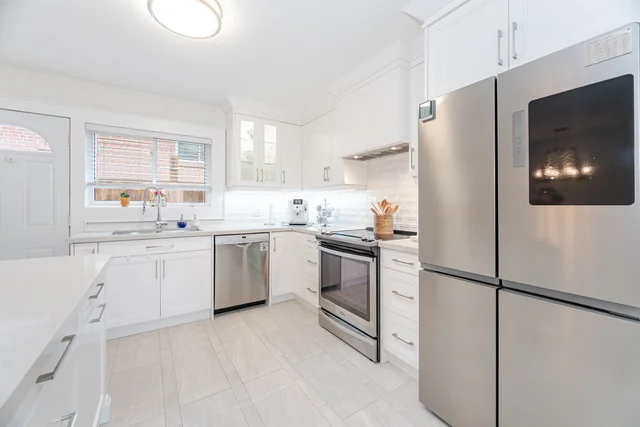 175 Connaught Crescent, Bolton - photo 21