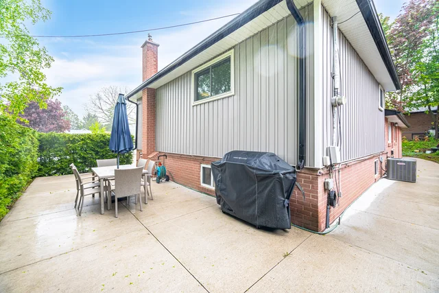 175 Connaught Crescent, Bolton - photo 52