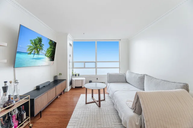 #1401-250 Webb Drive, Mississauga - photo 13