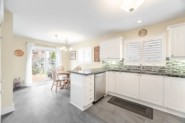 204 Eaton Street, Georgetown - photo 17