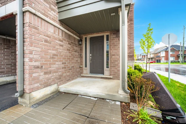 2097 Prestonvale Road, Courtice - photo 3