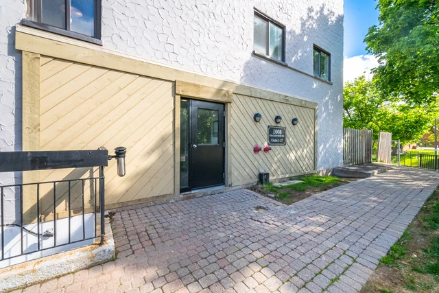 #22-1008 Falgarwood Drive, Oakville - photo 3