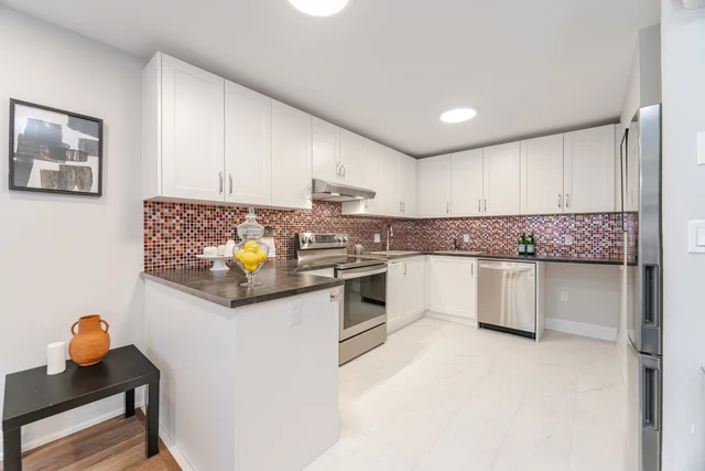 #22-1008 Falgarwood Drive, Oakville - photo 15