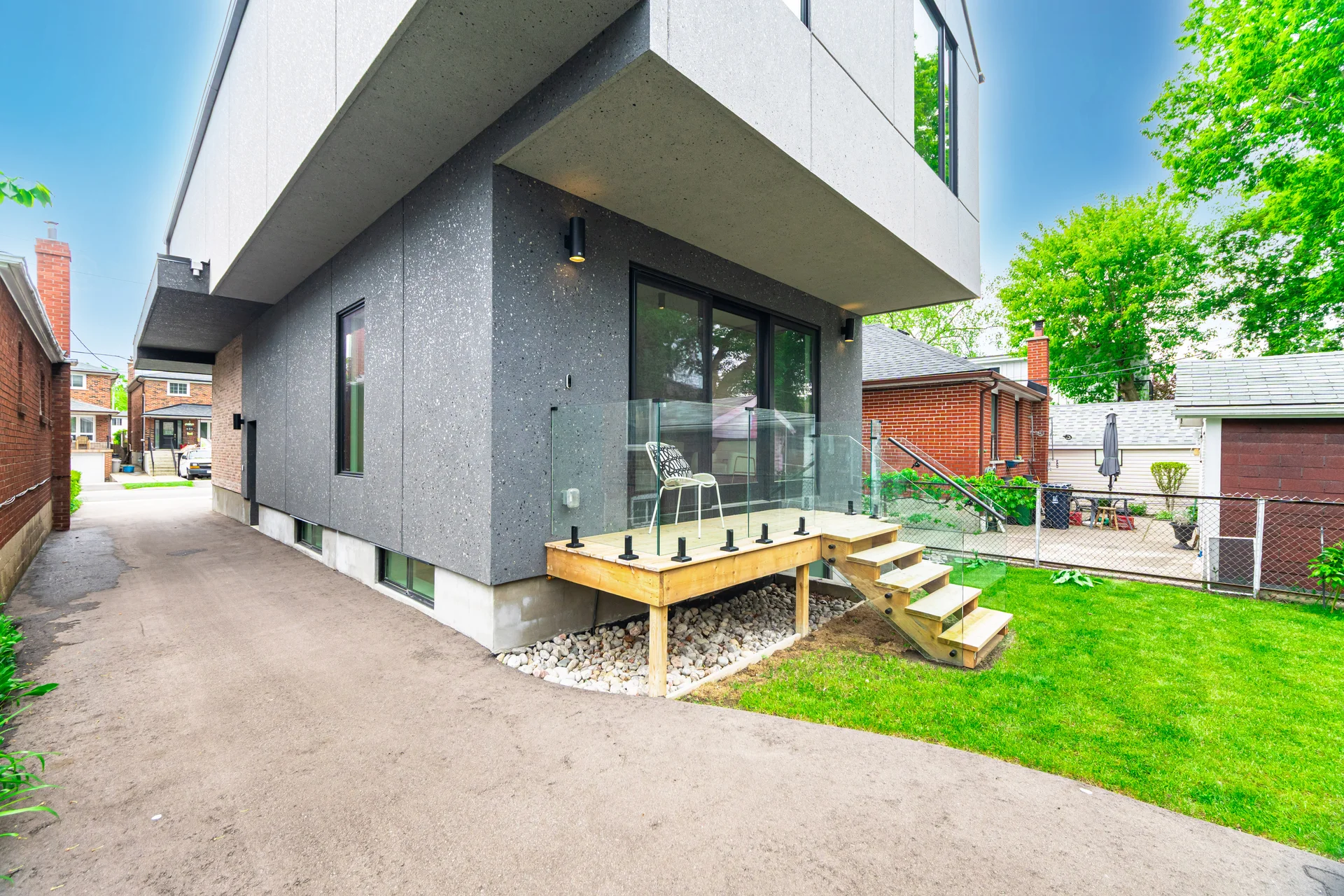108 Sammon Avenue, East York - photo 79