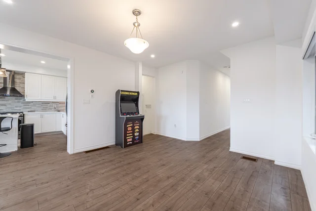 307 Ridley Crescent, Southgate - photo 13