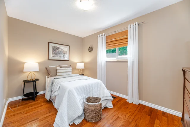 808 Batory Avenue, Pickering - photo 25