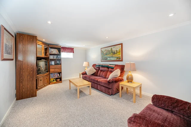808 Batory Avenue, Pickering - photo 32
