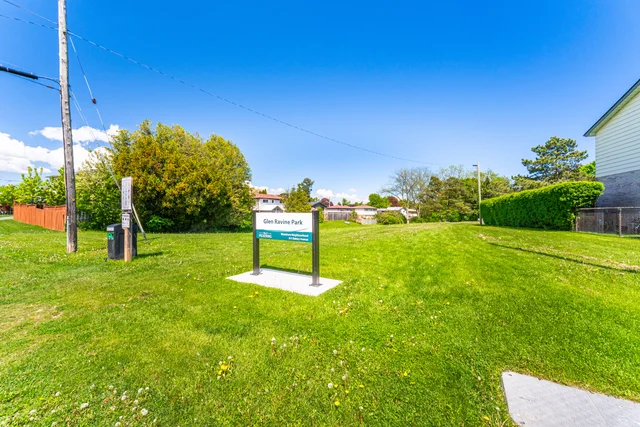 808 Batory Avenue, Pickering - photo 49