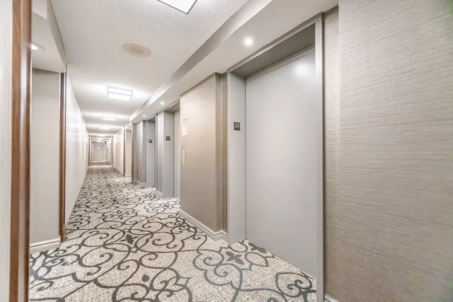 #2008-330 Rathburn Road West, Mississauga - photo 6