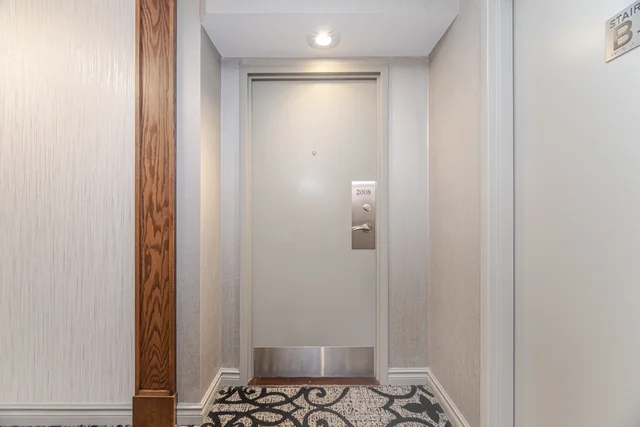 #2008-330 Rathburn Road West, Mississauga - photo 7