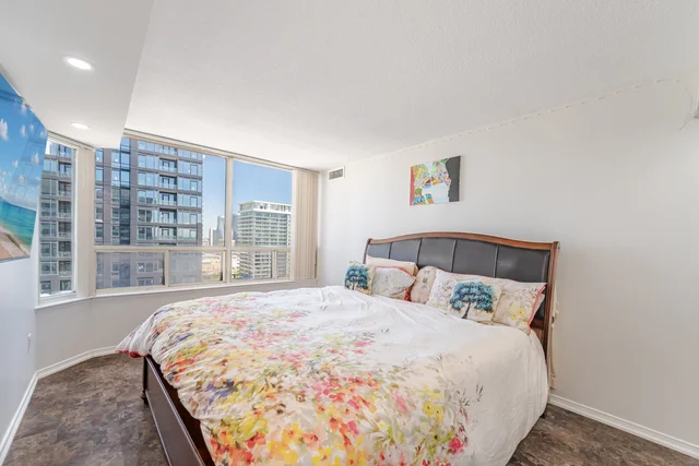 #2008-330 Rathburn Road West, Mississauga - photo 21