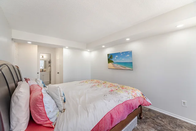#2008-330 Rathburn Road West, Mississauga - photo 22