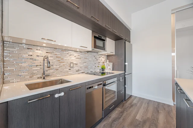 #327-4800 Highway 7, Vaughan - photo 11