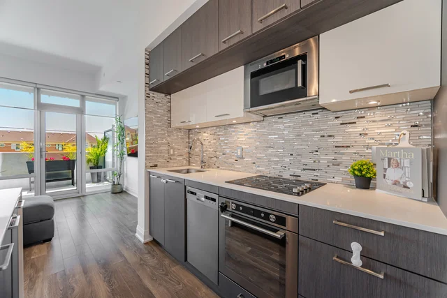 #327-4800 Highway 7, Vaughan - photo 12