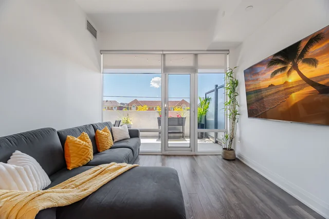 #327-4800 Highway 7, Vaughan - photo 17