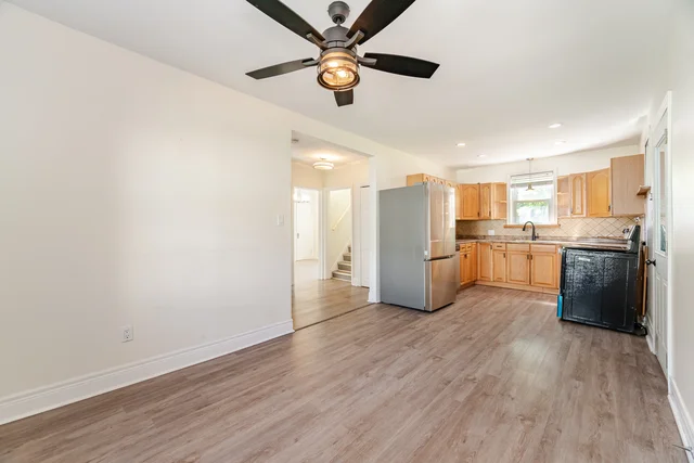 64 Sheldon Avenue North, Kitchener - photo 9