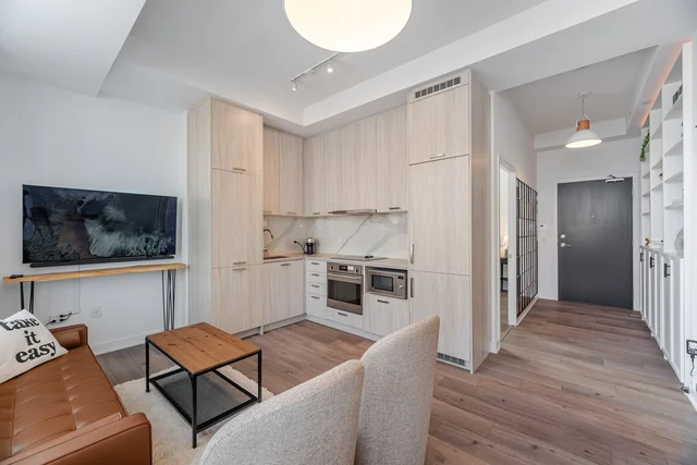 #1201-10 Honeycrisp Crescent, Vaughan - photo 8