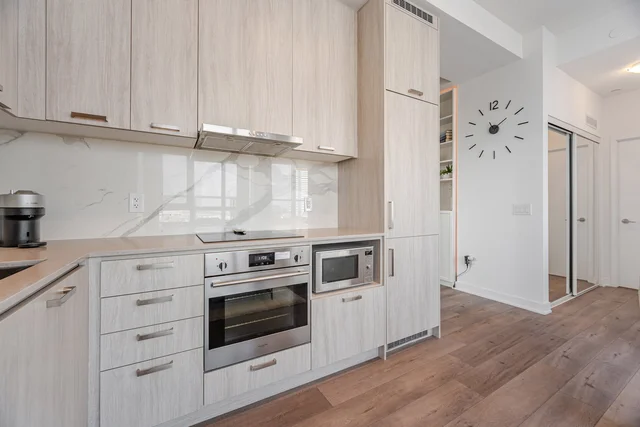 #1201-10 Honeycrisp Crescent, Vaughan - photo 14