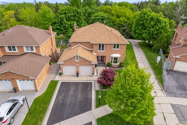 1019 Sherman Crescent, Pickering - photo 7