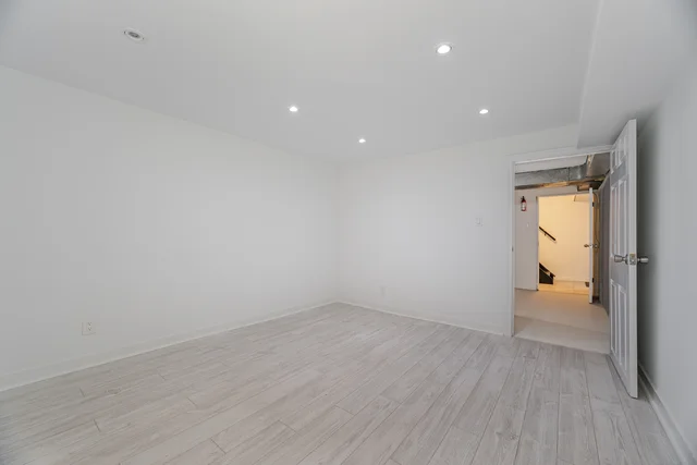 761 Krosno Boulevard, Pickering - photo 51