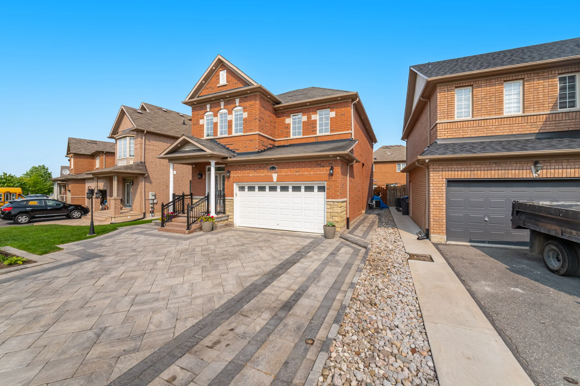 7 Klondike Trail, Brampton - photo 10