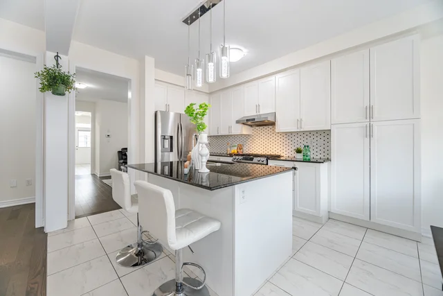 47 Cobriza Crescent, Brampton - photo 12