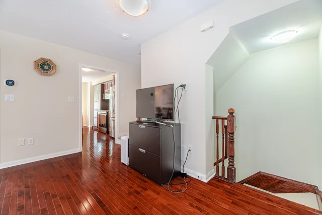 3040 Dewridge Avenue, Oakville - photo 6