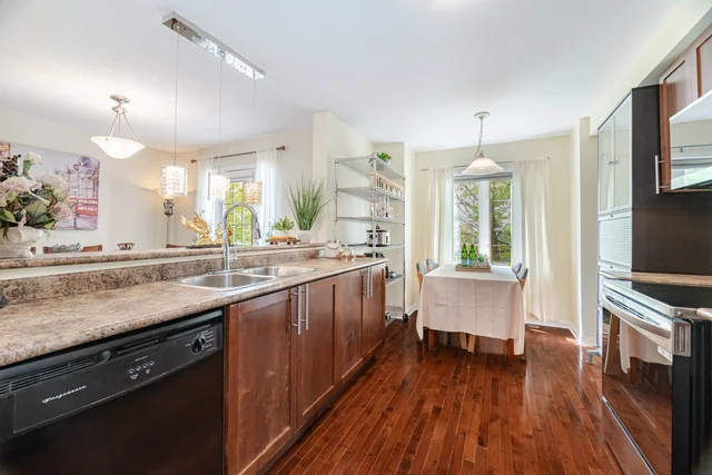 3040 Dewridge Avenue, Oakville - photo 18