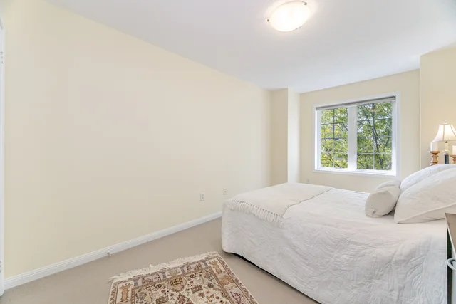 3040 Dewridge Avenue, Oakville - photo 26