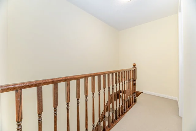 3040 Dewridge Avenue, Oakville - photo 24