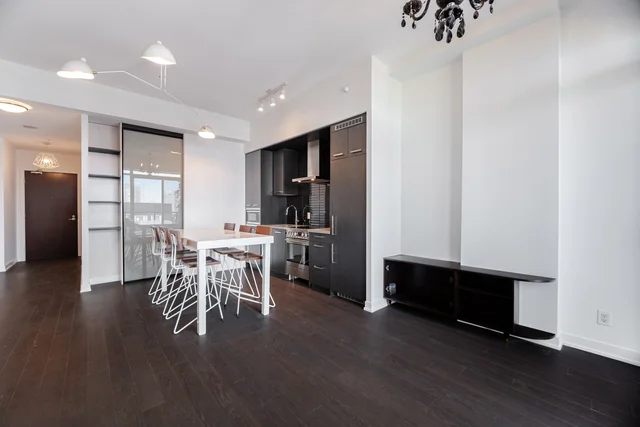 #S1507-120 Bayview Avenue, Toronto - photo 17