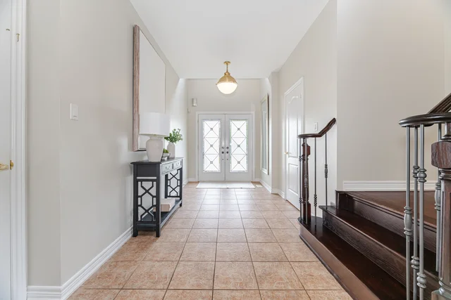 45 Retreat Boulevard, Woodbridge - photo 8