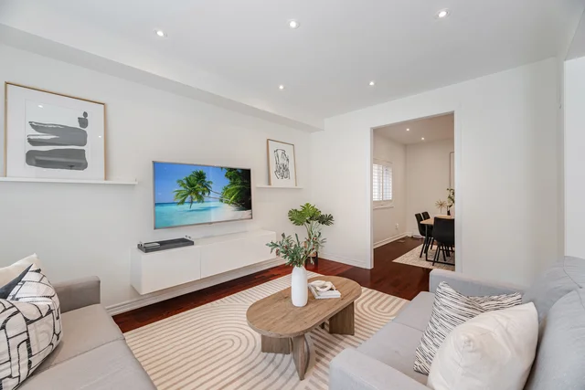 45 Retreat Boulevard, Woodbridge - photo 14