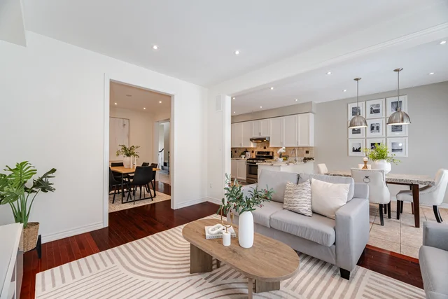 45 Retreat Boulevard, Woodbridge - photo 16